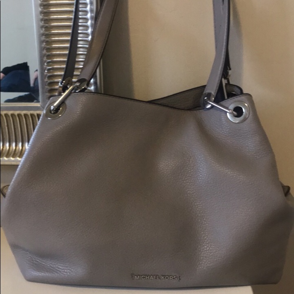 I decided I wanted a bigger bag.